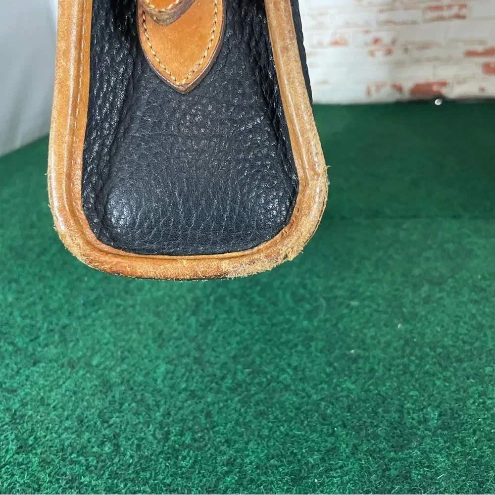 Vtg Dooney & Burke Leather Bag - Picture 4 of 9